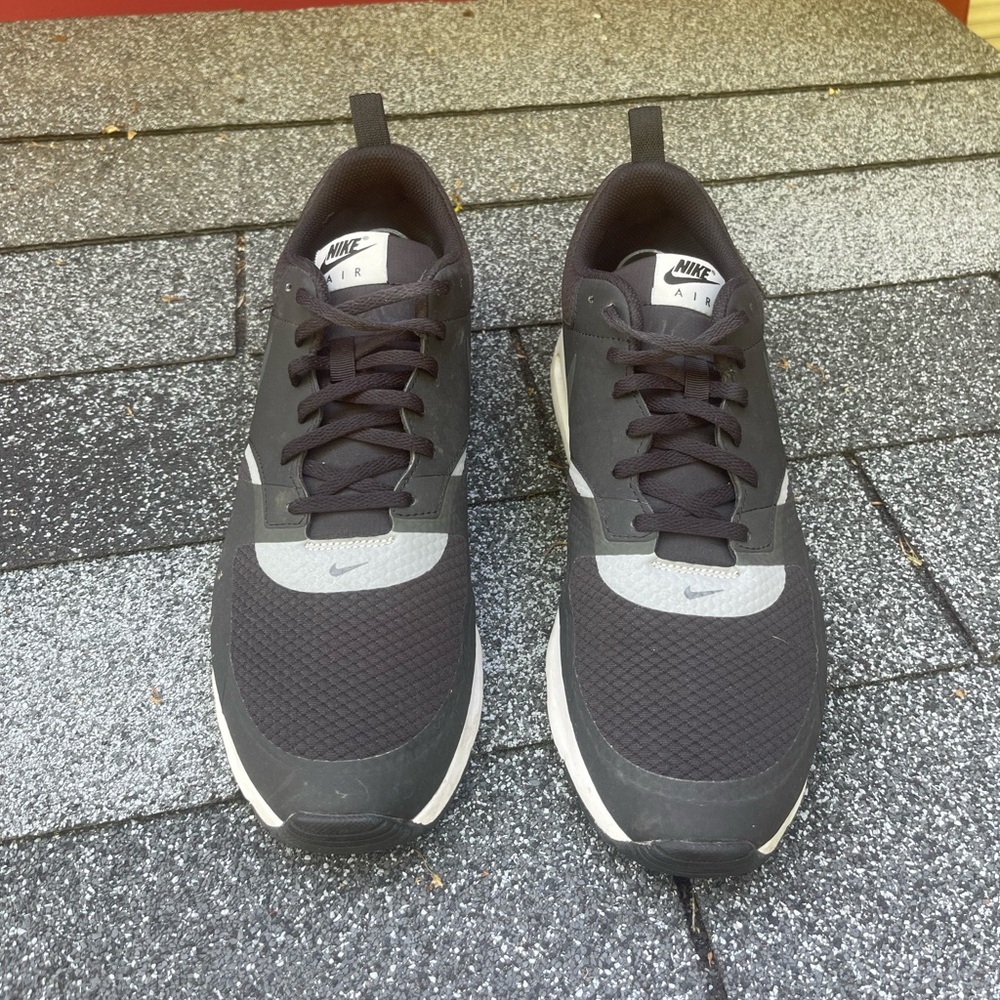 Mens Nike Air Max (size 12) - Picture 2 of 9